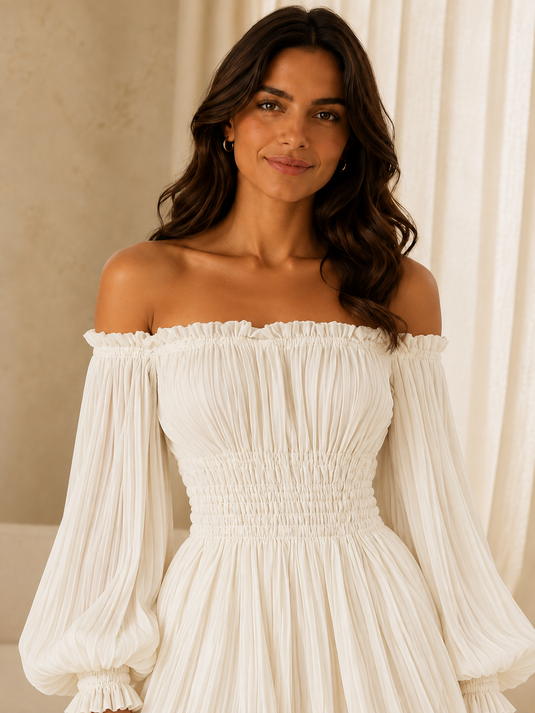 Candide | Mini Robe Blanche Épaules Dénudées, Taille Froncée