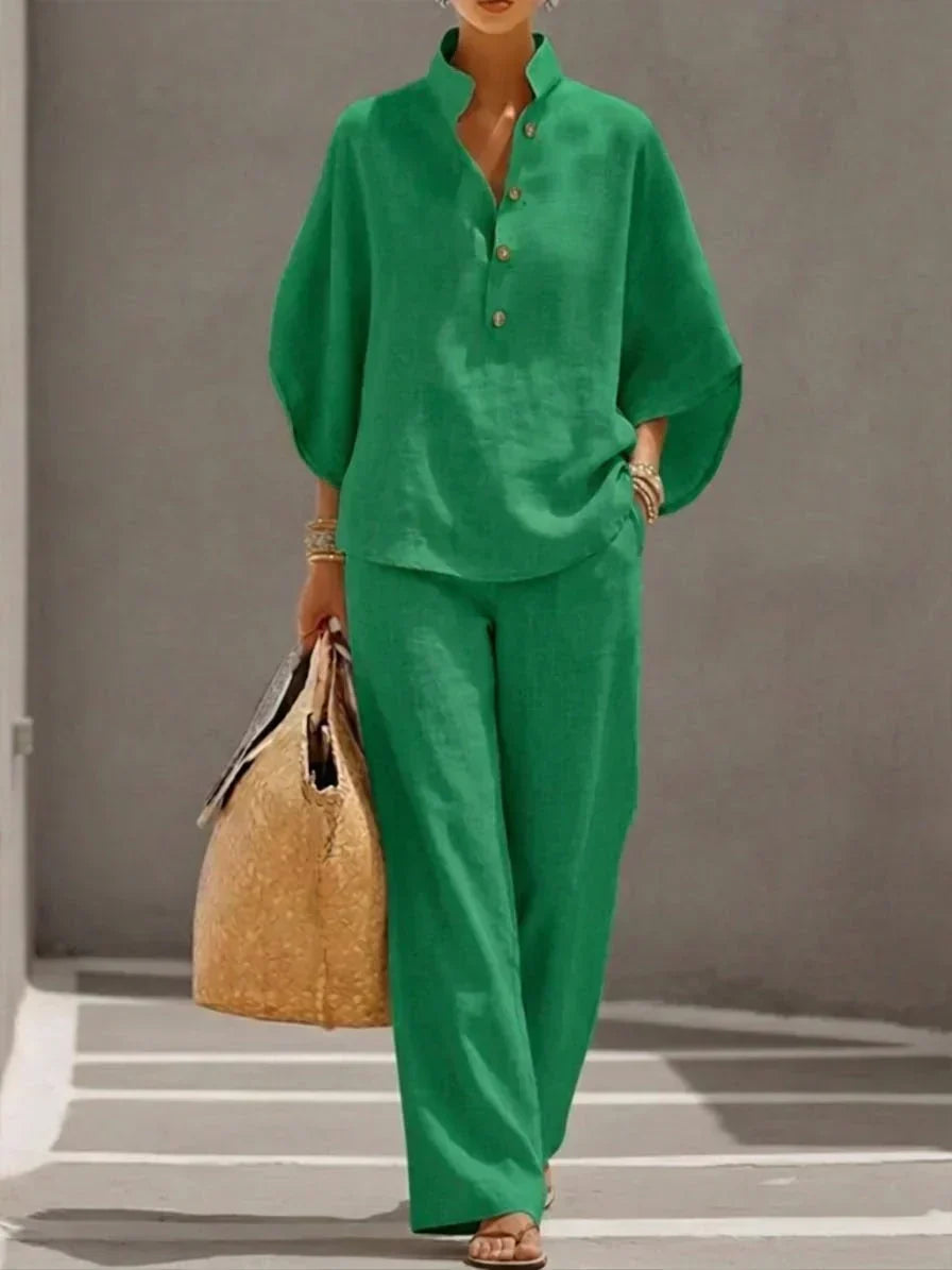 Ensemble Élégant à Manches Papillon et Pantalons Amples