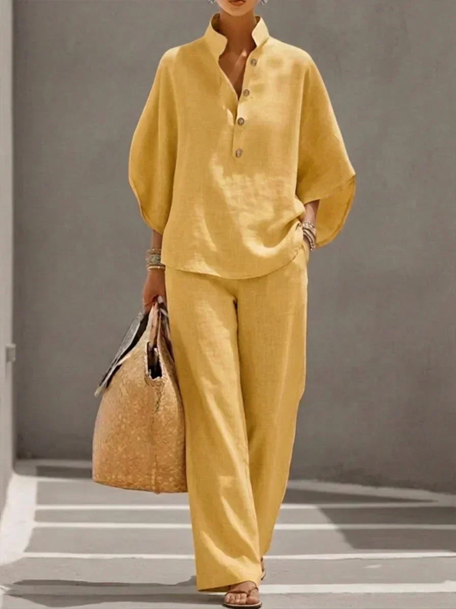 Ensemble Élégant à Manches Papillon et Pantalons Amples
