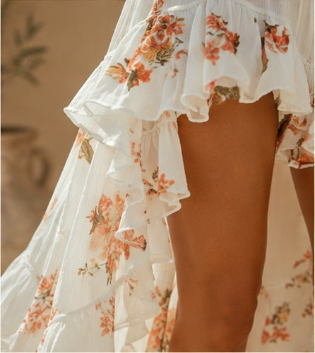 Roxane | Robe Fleurie Sexy, Volants en V, Ourlet Haut-Bas